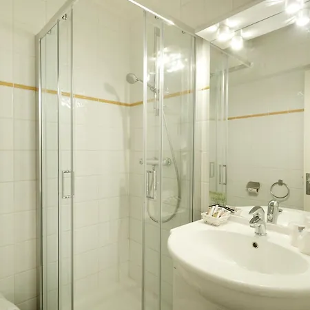 Eliova L'eau Vive Hotel Chatel