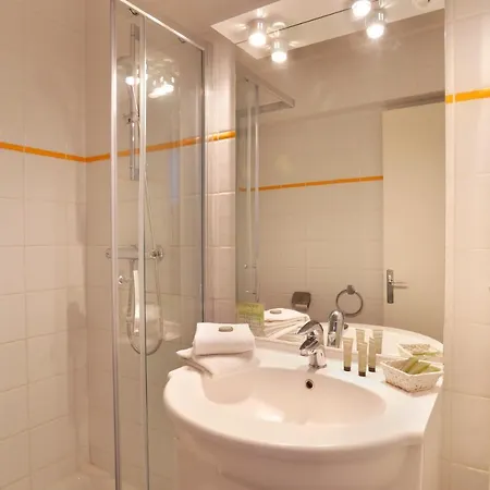Eliova L'eau Vive Hotel Chatel