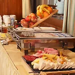 Eliova L'eau Vive Hotel 3*