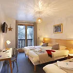 Hotel Eliova L'eau Vive 3*